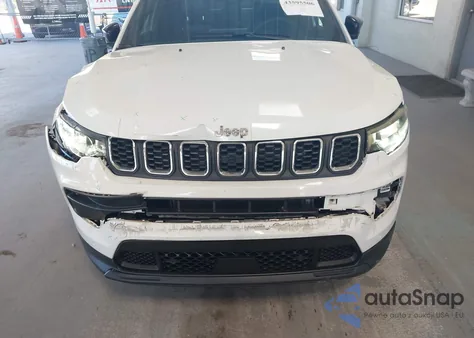 2024 Jeep Compass Latitude 4X4 from USA, damaged, VIN 3C4NJDBN9RT104120